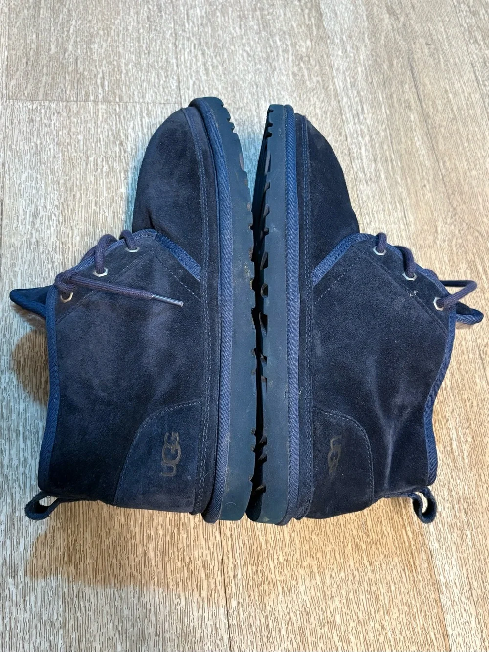 UGG please see